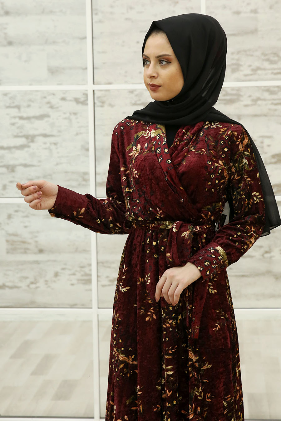 FLOWER PATTERNED CLARET RED DRESS